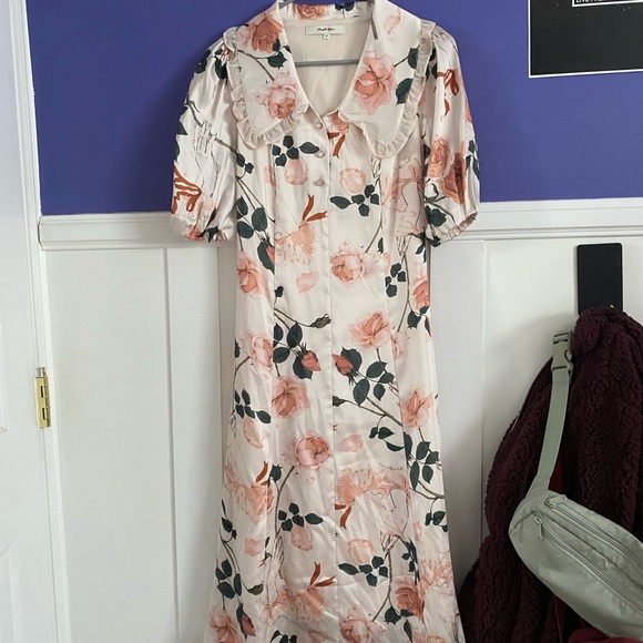 simple retro wide collar frill puff sleeve rose satin dress - Picture 3 of 5